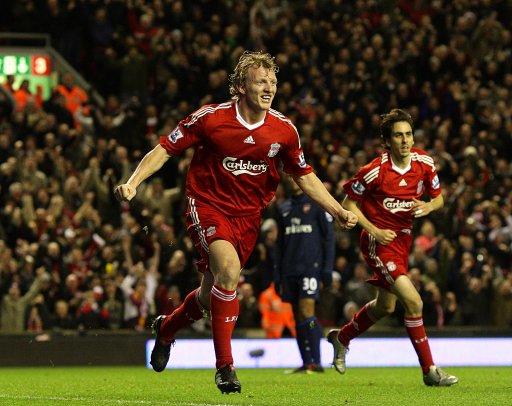 凯恩社媒：很高兴达成德甲100球里程碑，冬歇期可以好好休息（凯恩发文：达成德甲百球里程碑，冬歇期安心休整）