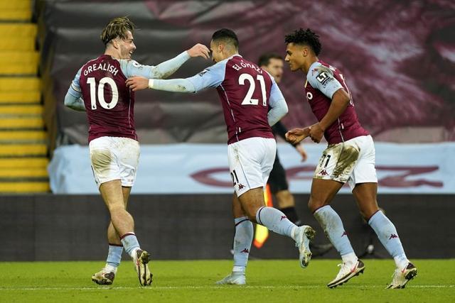 记者：申花今日奔赴天津，战津门虎应该会面临破密集防守难题（记者：申花今日启程赴津，迎战津门虎或将遭遇密集防守考验）