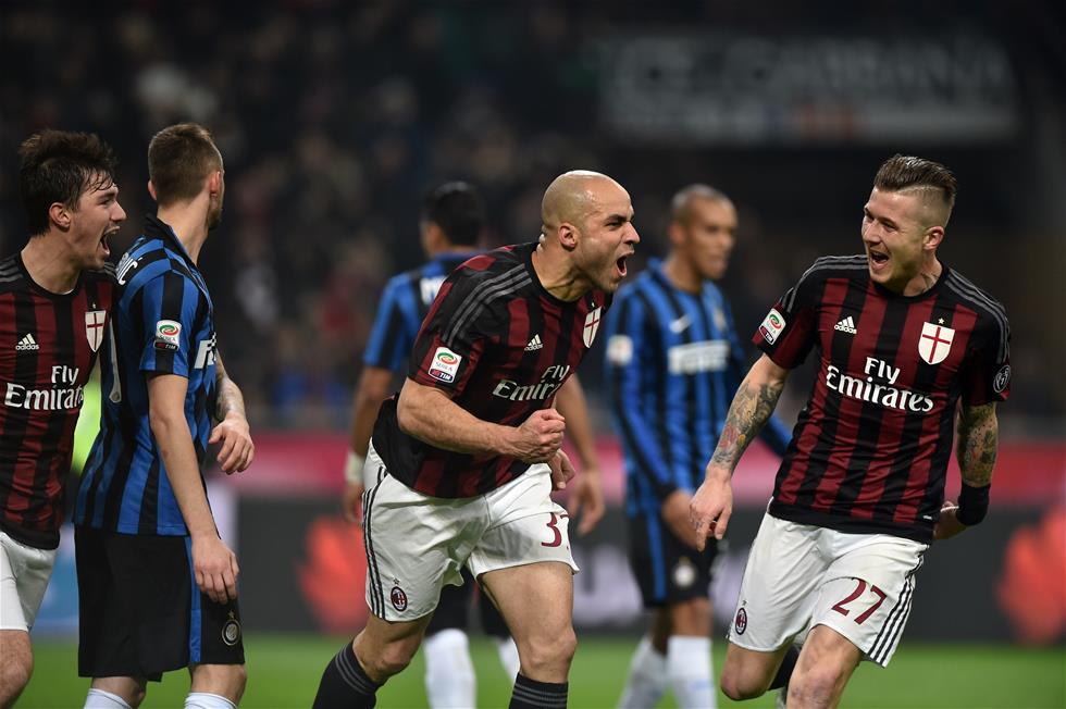 足球报：海港有意杨希，徐彬留洋仍存不确定，西海岸资金有困