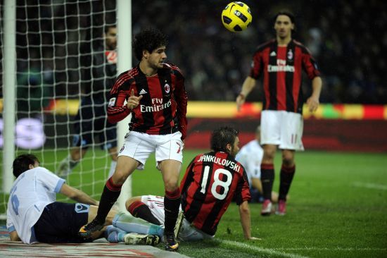 谁更胜一筹？美媒对比凯尔特人和湖人队史荣誉及数据