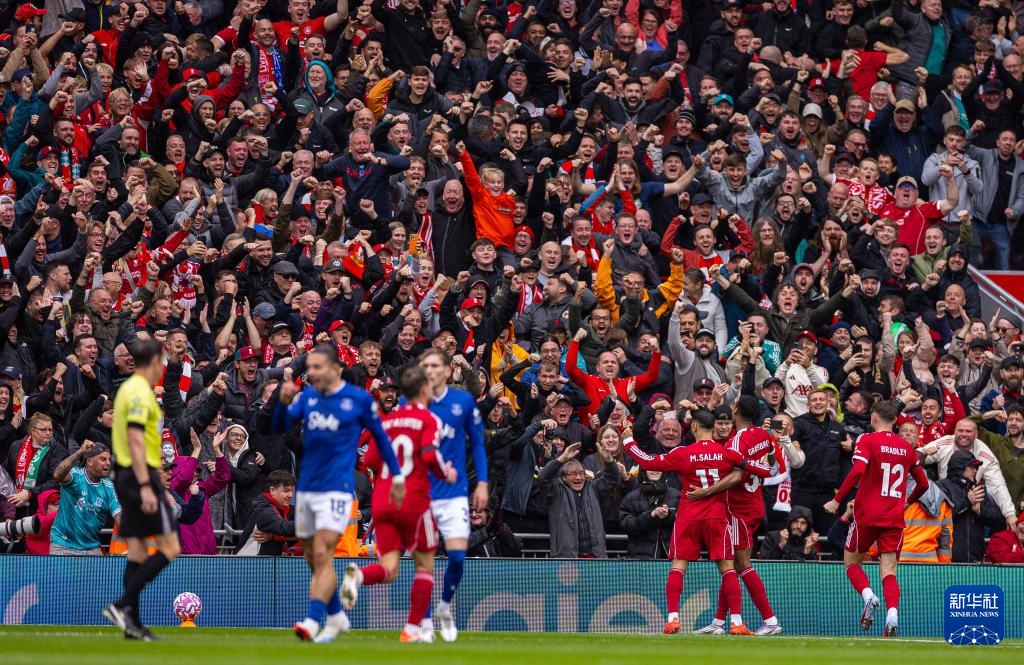 英超半场：沃尔特马德双响，内托进球被吹，纽卡2-0切尔西（英超半场战报：沃尔特马德梅开二度，内托进球被判无效，纽卡2-0领先切尔西）