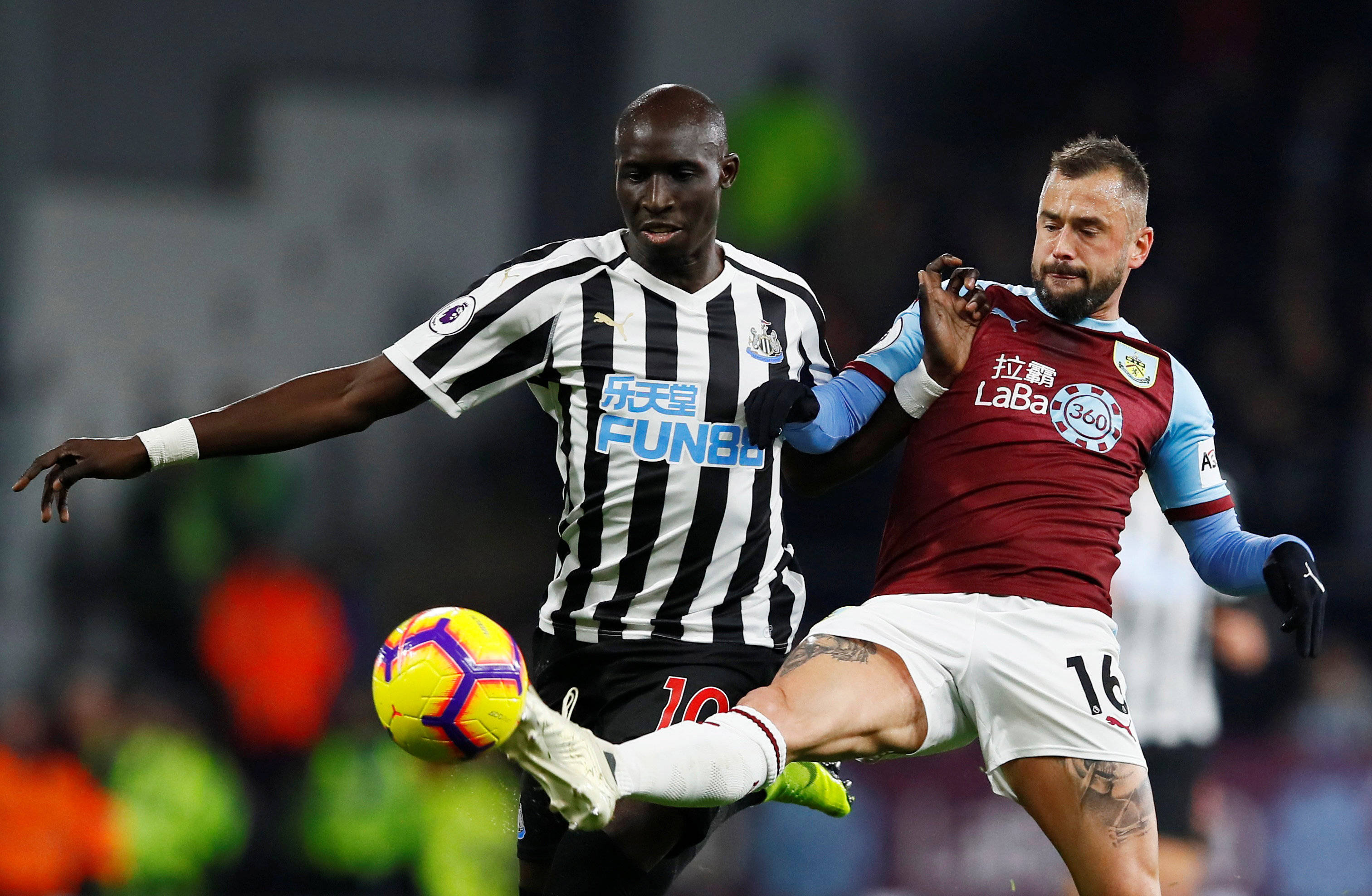 青训球员获得首发机会，表现不俗